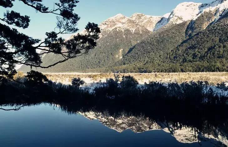 新西兰南岛有哪些城镇的湖,新西兰姊妹湖在哪里