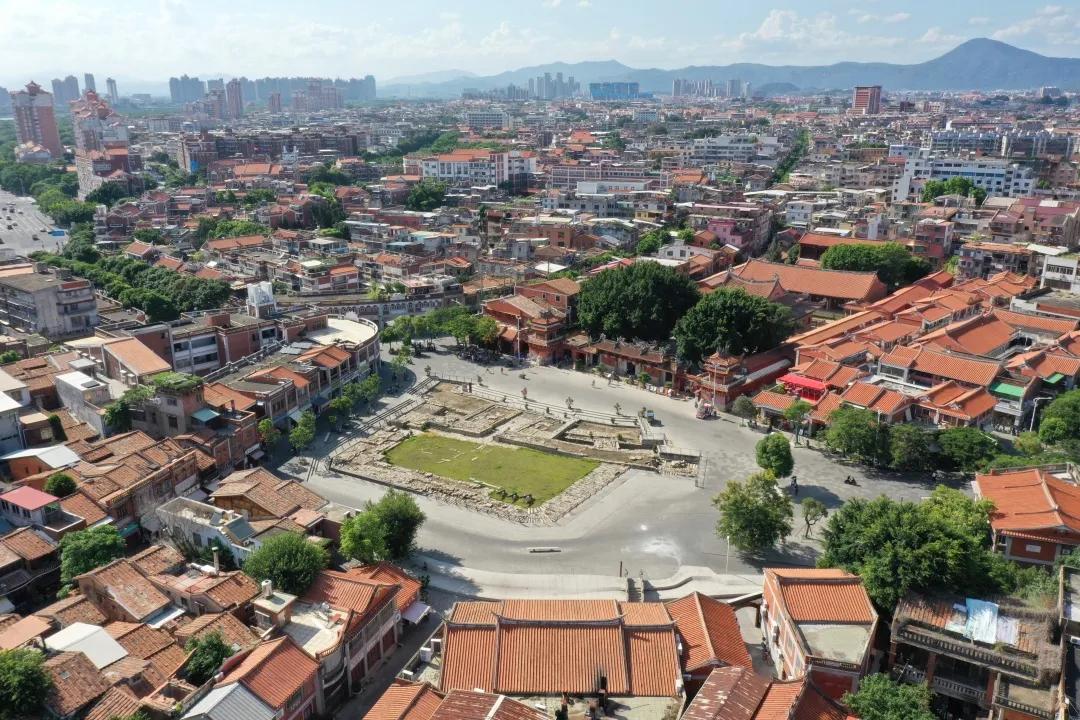 看近期的所有新闻,看今日头条大事