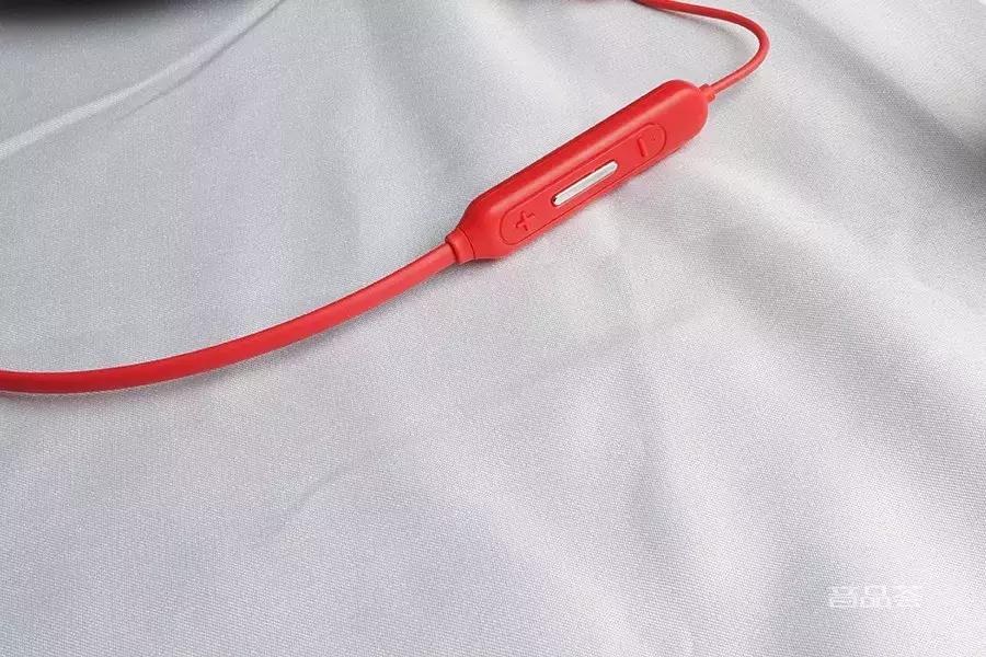 海威特蓝牙耳机什么样是充满电了,海威特i3蓝牙耳机