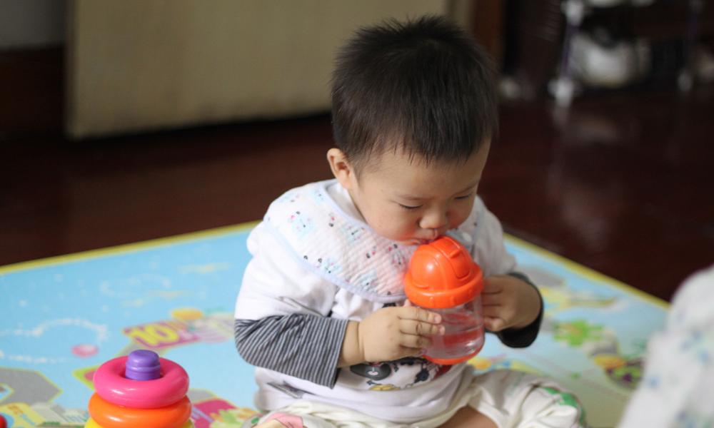 小孩不小心误食体温计水银怎么办,小孩子误食温度计的碎玻璃怎么办