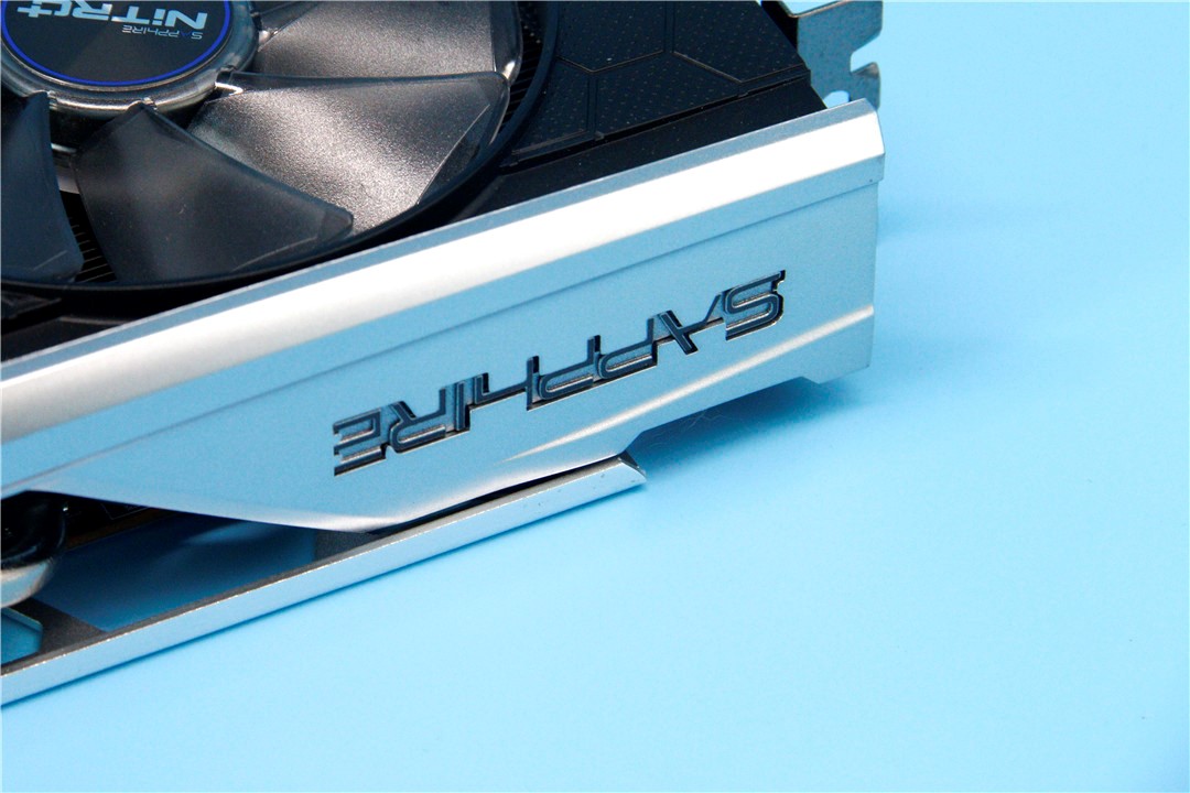 rx5500xt和rx5600xt哪个值得购买,rx5500xt是什么级别的