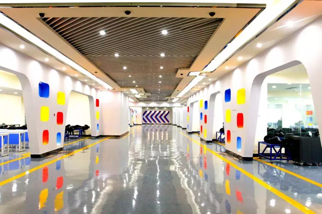 国内最大的新能源汽车实训设备,汽车实训基地