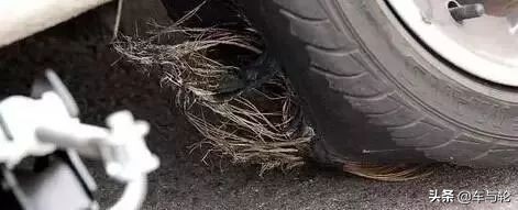 小车轮胎划破了怎么补最好,胎侧破了能补吗