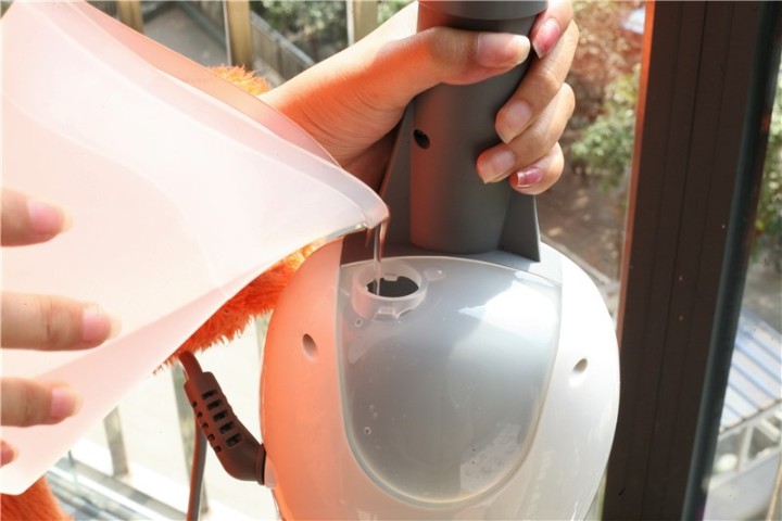 旧地板怎样擦让它焕然一新,高端户外塑木地板焕然一新