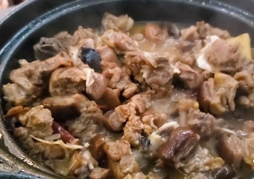 煲狗肉的做法教程,煲狗肉放什么菜最好吃