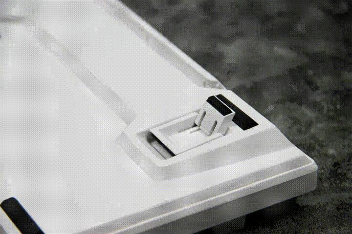 推荐一款新手使用的青轴机械键盘,银轴冰蓝灯机械键盘推荐