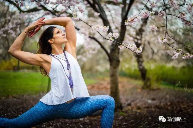 5个技巧让瑜伽体式练习,变成动态的冥想