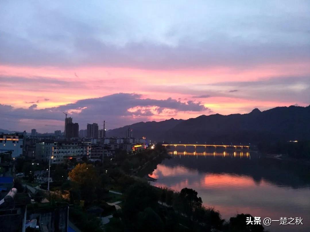 修水山水城,关于江西万载古城的优美诗句