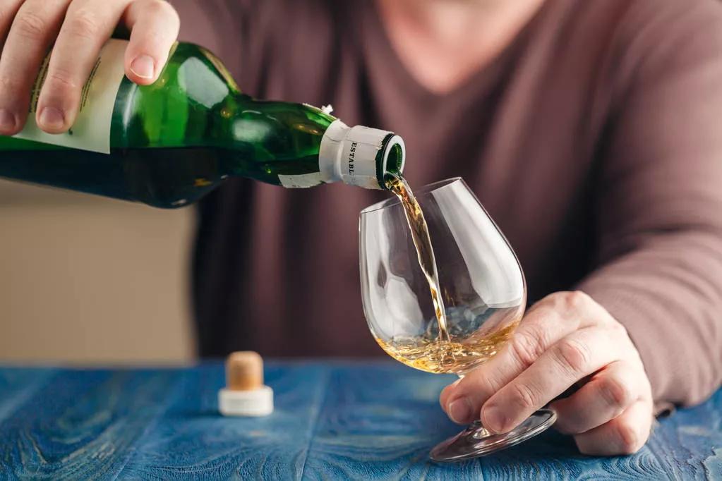 39岁男子查出肝癌,35岁男子查出肝癌身上有特殊记号