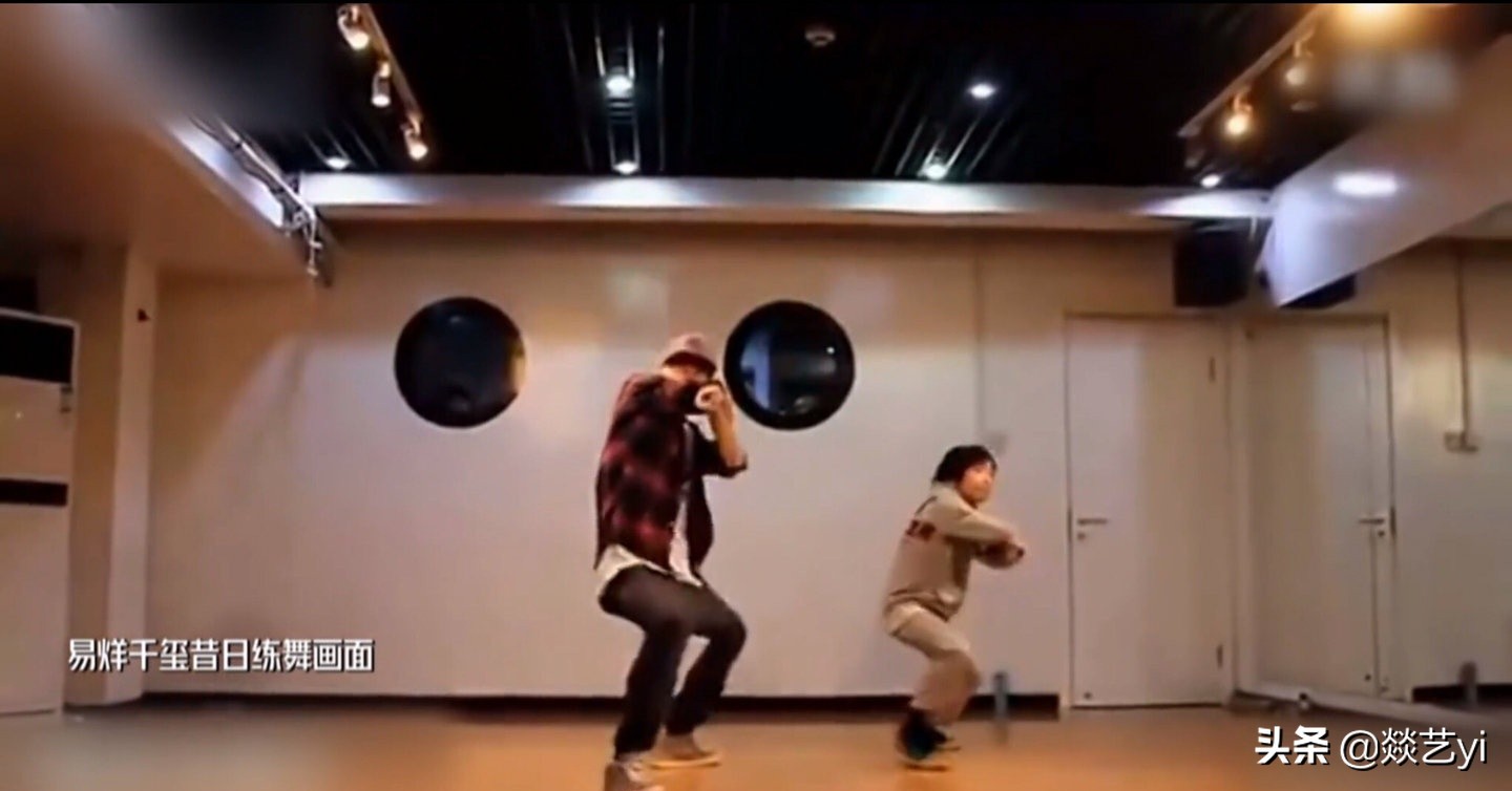 18岁的易烊千玺,凭什么连任两季《这!就是街舞》队长?