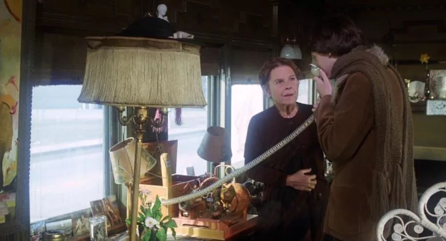 一个20岁小伙子的故事,一个20出头的男孩爱上一个女孩