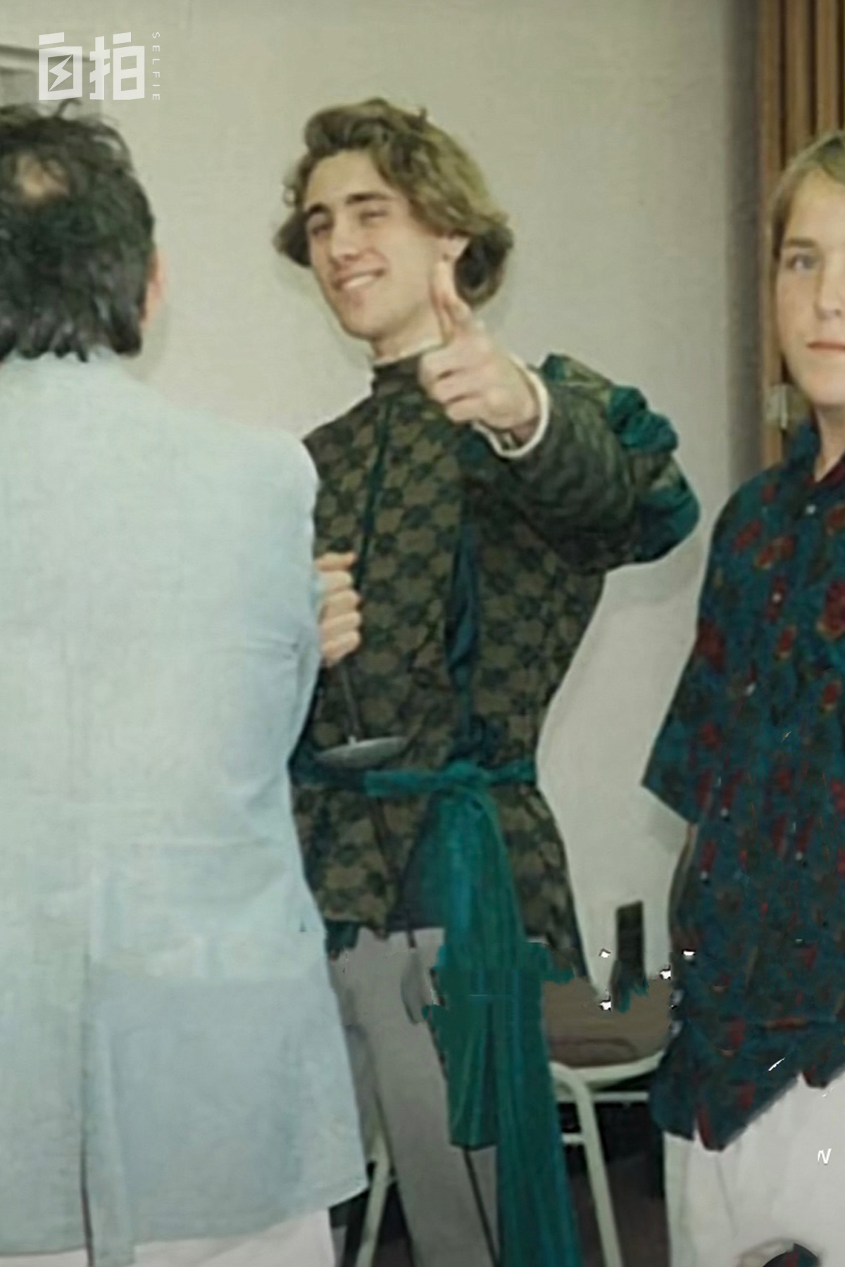 我叫曹操,美国人,娶北京姑娘、学中国文化,现在变成了北京大爷