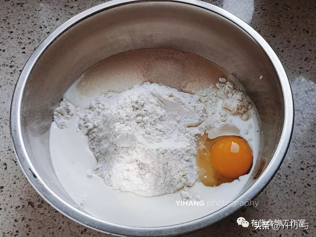 百吃不腻淡奶油椰蓉奶酪面包,手拌奶酪核桃面包