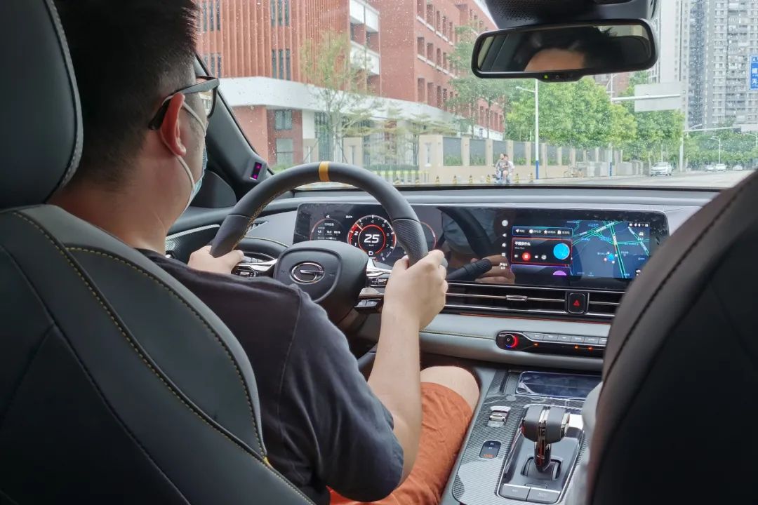 探店传祺影豹,提车竟然要加价?