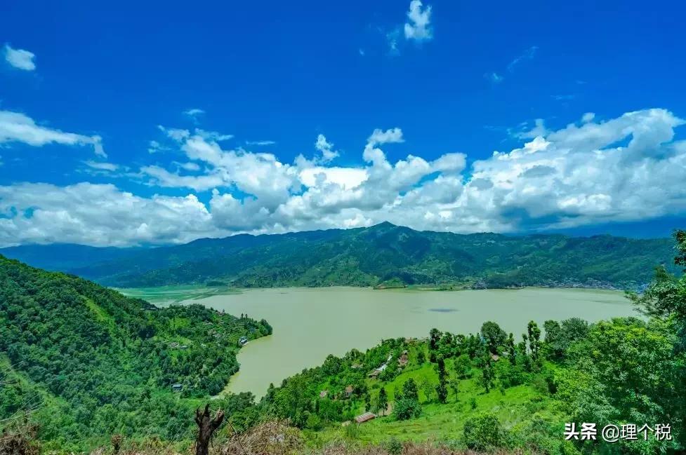 带你看世界有多少个国家,去旅游每天都要交税的国家