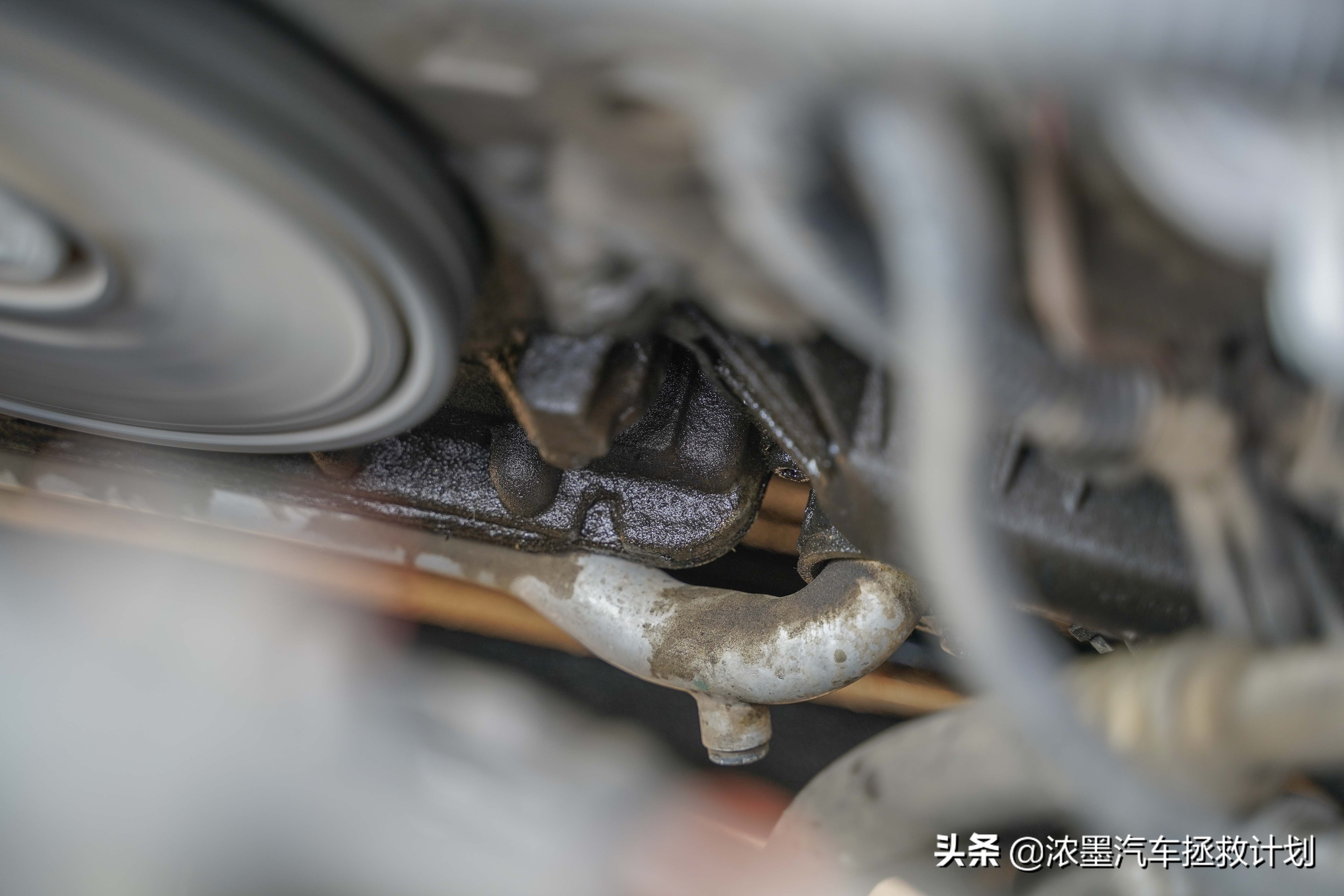 09款途锐全车修复翻新,完美修复一台即将报废的途锐