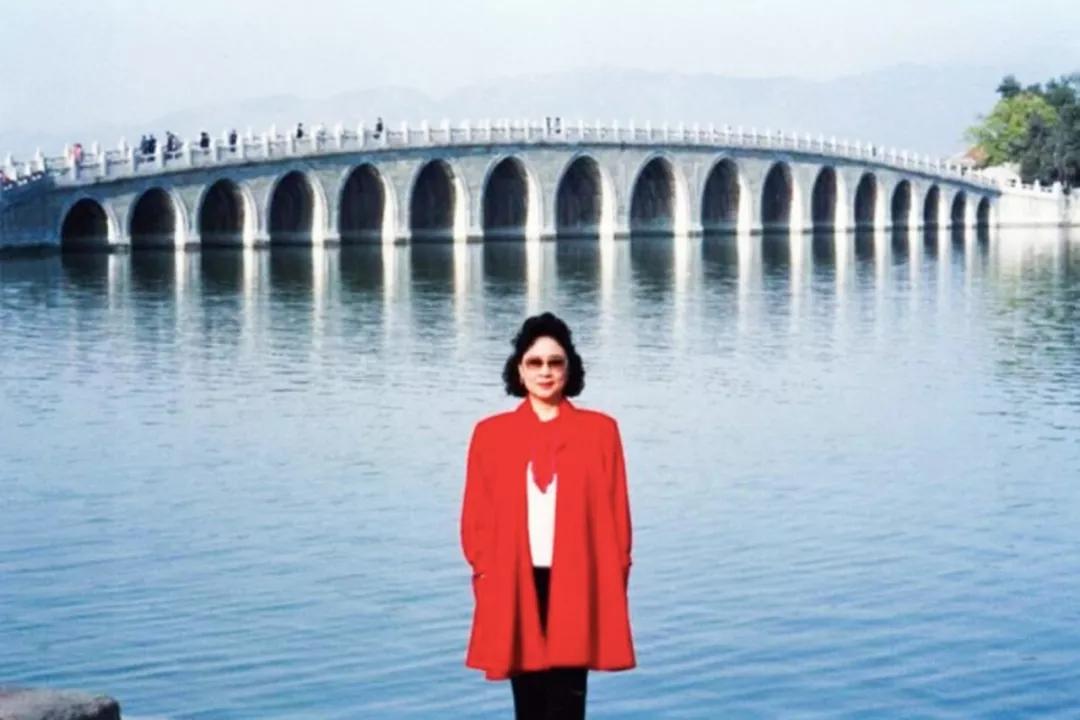 娱乐圈40年代事件,中国娱乐圈40年的记忆