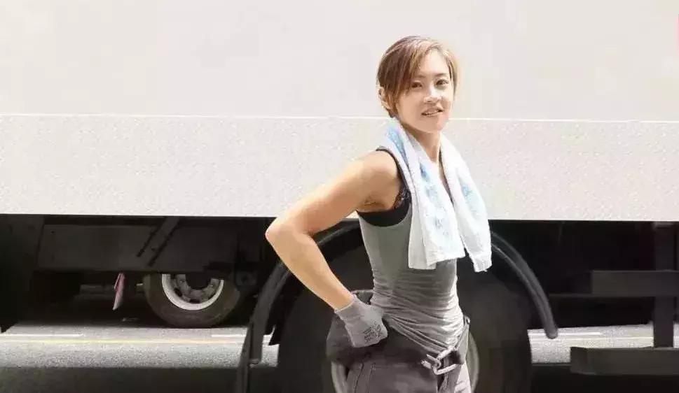 罗拉是最美搬运工吗,香港最美搬运工罗拉