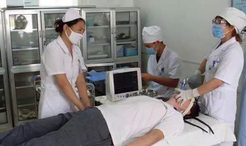 抑郁症:什么人需要电休克治疗?电休克治疗真的管用吗?