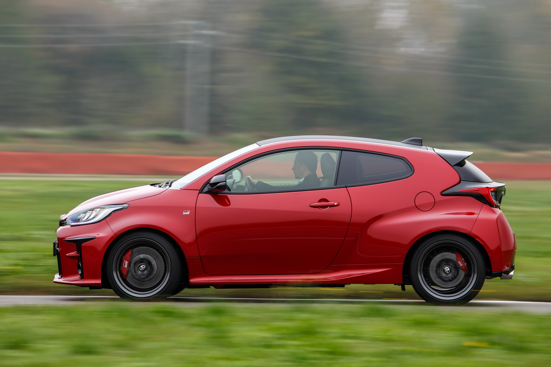 丰田yaris雅力士自动挡,丰田gr雅力士小钢炮公布售价