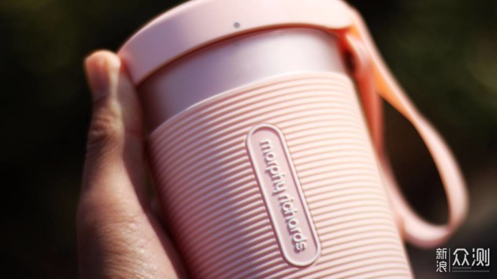 榨汁杯便携式摩飞,摩飞便携榨汁杯耐高温吗