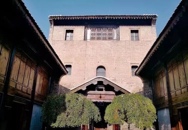 漫随天外云卷云舒原文,漫随天外云卷舒小说