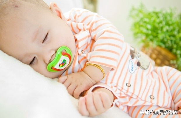 宝妈注意了奶嘴检出有害挥发物质,贝亲怎样判断奶嘴的好坏