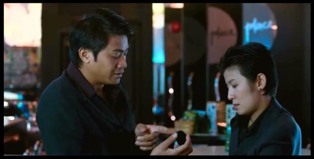 古惑仔里面谁卖骨灰盒,演古惑仔的视频