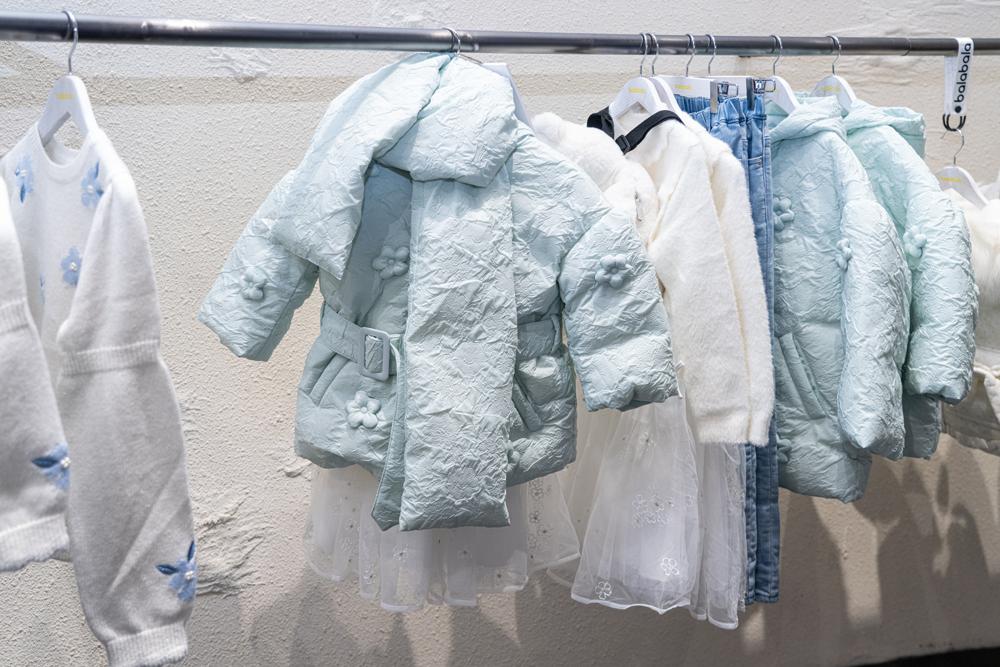 巴拉巴拉“羽你相绒”快闪游乐园惊喜呈现