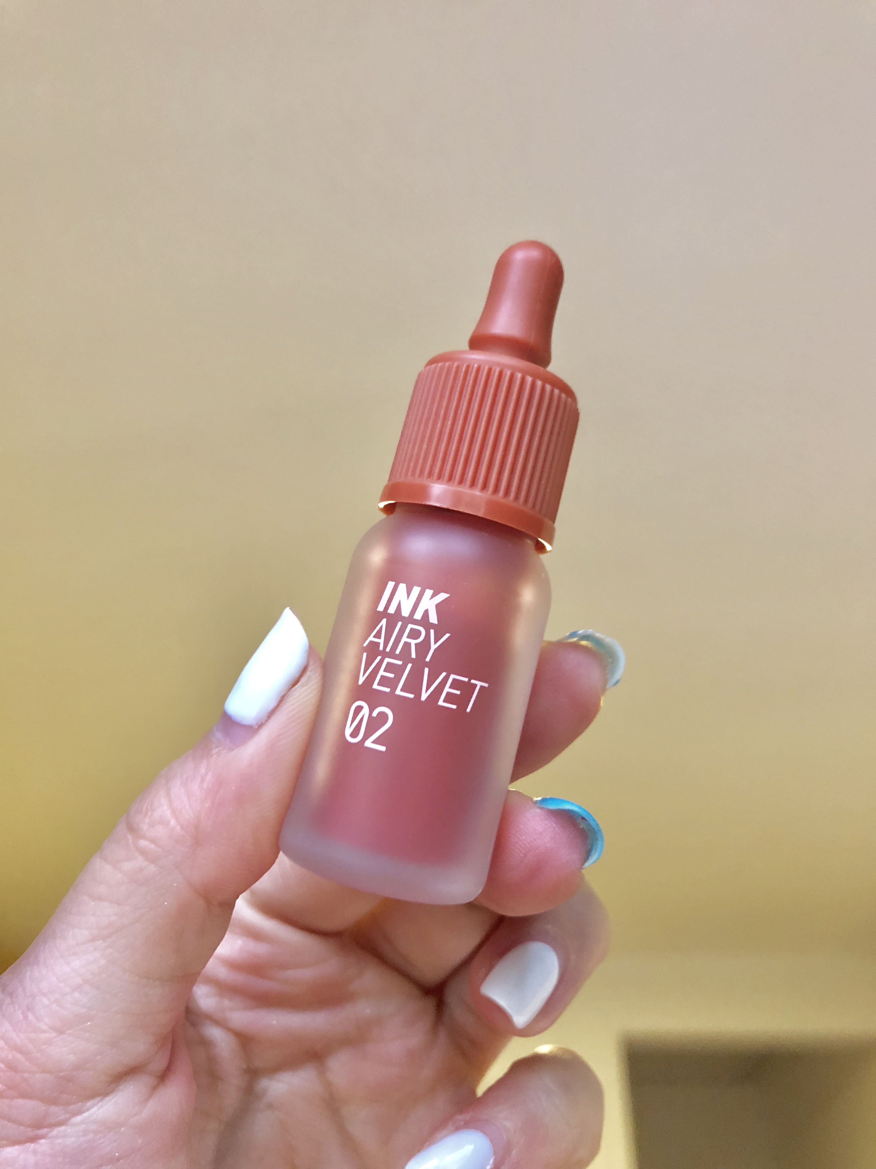 爆款小奶瓶唇釉,韩国小奶瓶唇釉气质正红