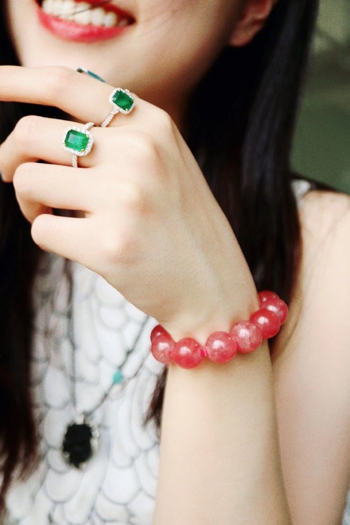 七夕节给女朋友送什么首饰好呢,七夕节礼物送什么首饰好