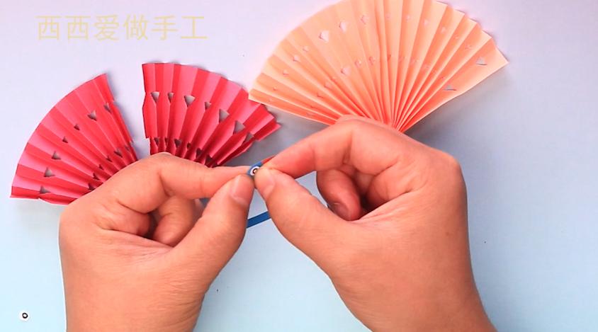 教师节立体孔雀手工制作贺卡,教师节简单手工制作贺卡立体孔雀