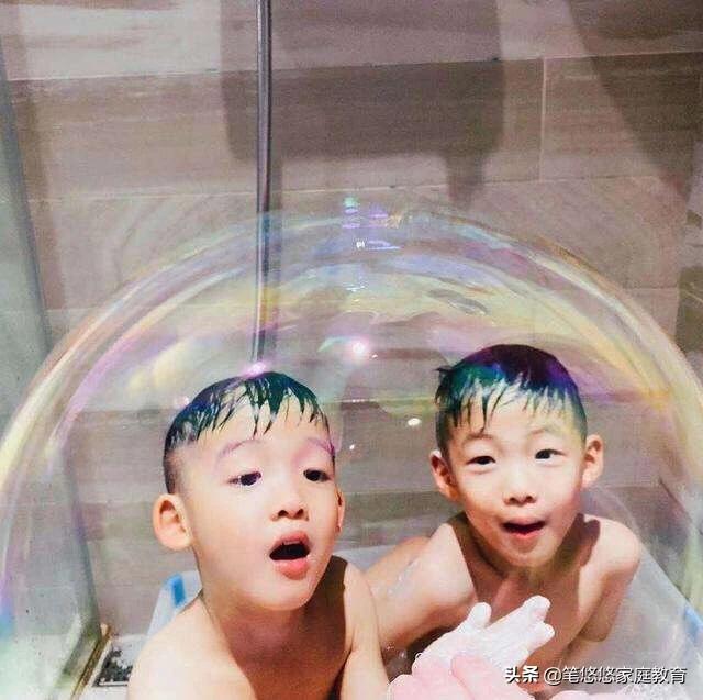 3岁半孩子惊呼，我的小鸡鸡怎么没有骨头了？