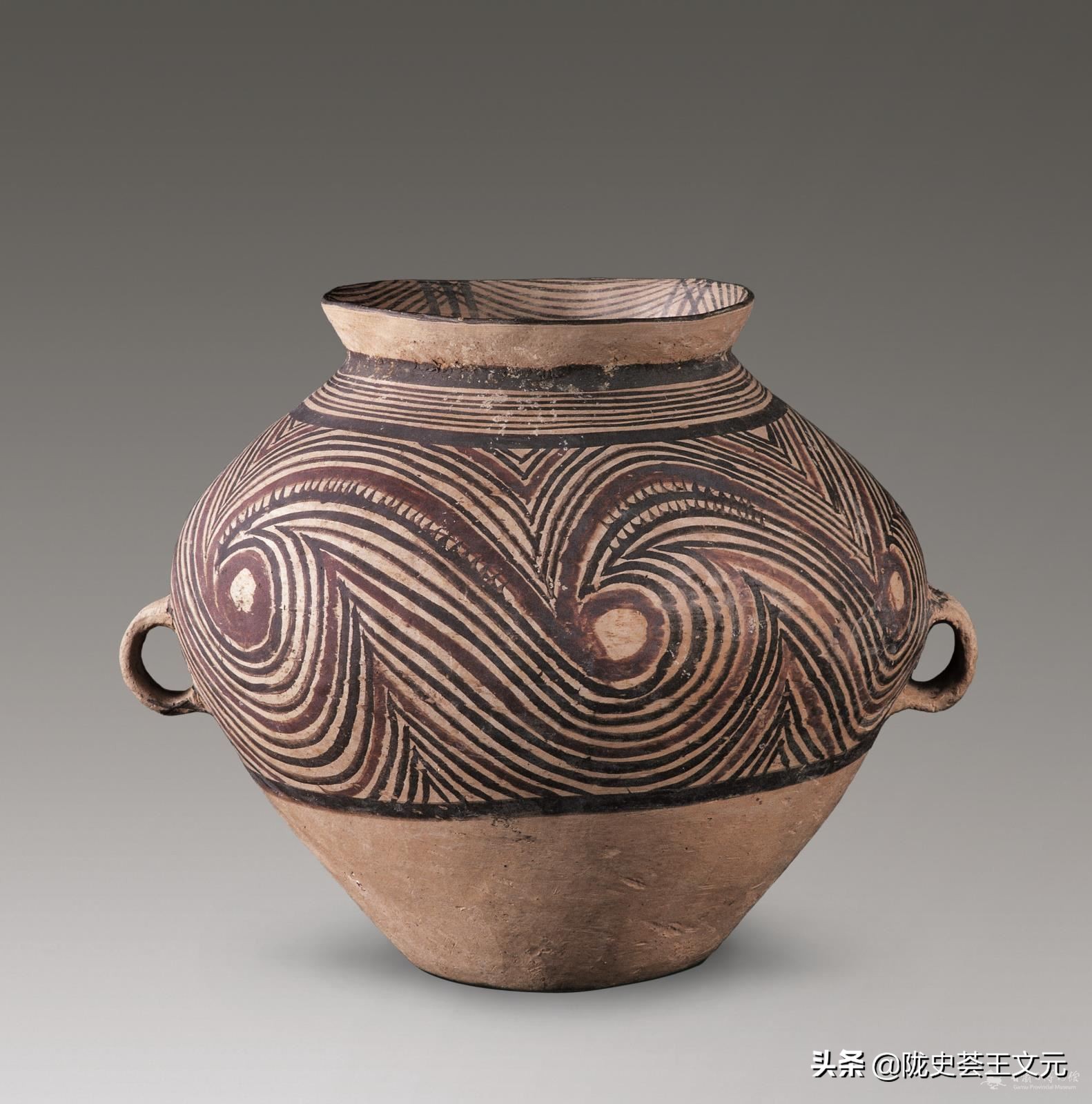 彩陶上的纹饰古代是怎么绘上的,彩陶勾勒纹样