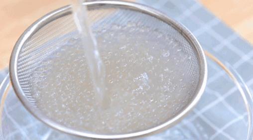 在家就可以做超好吃的杨枝甘露,最简单的杨枝甘露做法不用西米