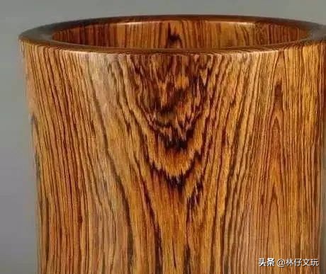 大叶黄花梨的鉴别方法,白酸枝和微凹黄檀哪个好