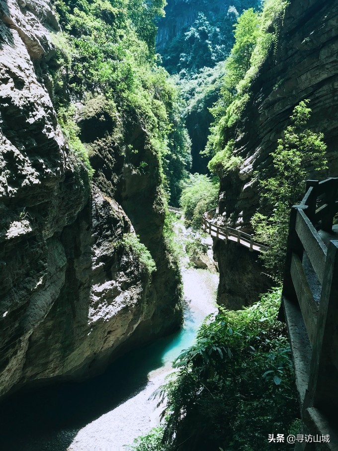 印象武隆寻找令人叹为观止的奇观,印象武隆的山
