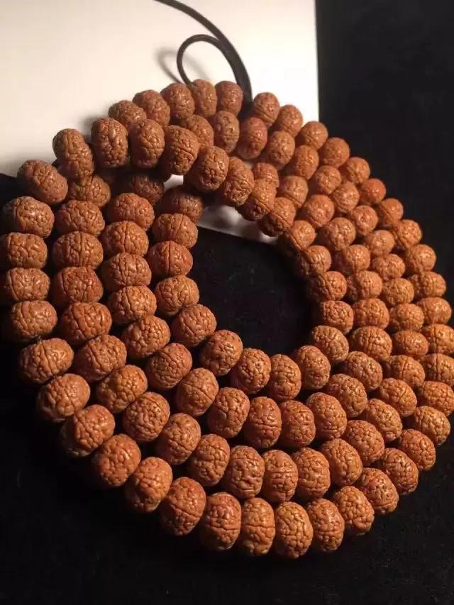 金刚菩提子纹路里面有小孔正常吗,金刚菩提啥样的纹路才是顶级的