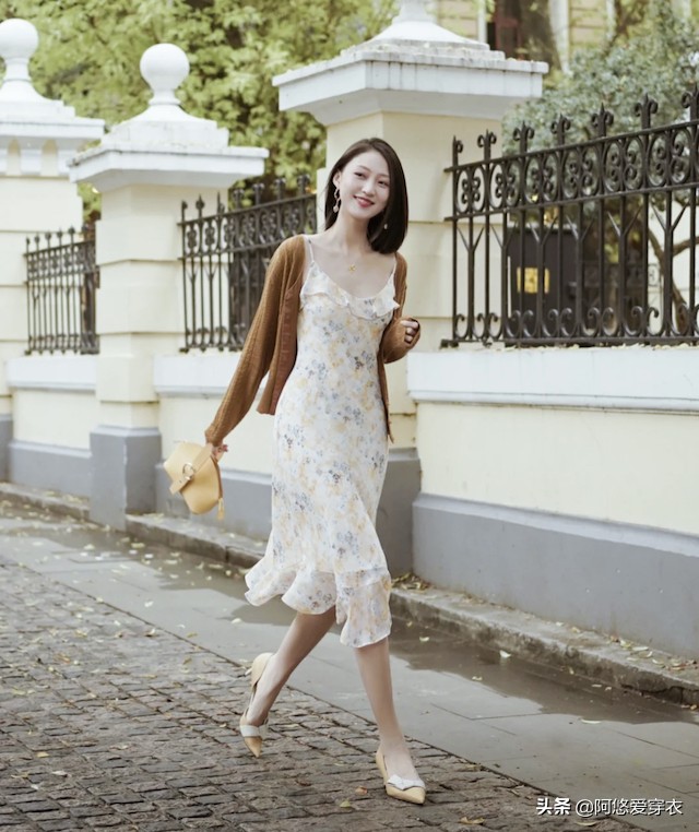 为什么你穿碎花裙不高级,为什么碎花裙怎么穿都不高级