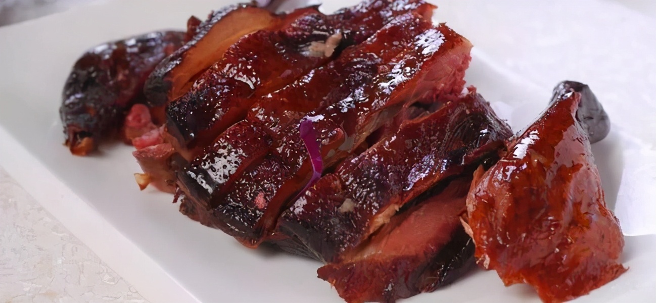 嘉兴熟食界的常青树，曾一年卖200万只鸭子，如今面临巨大挑战