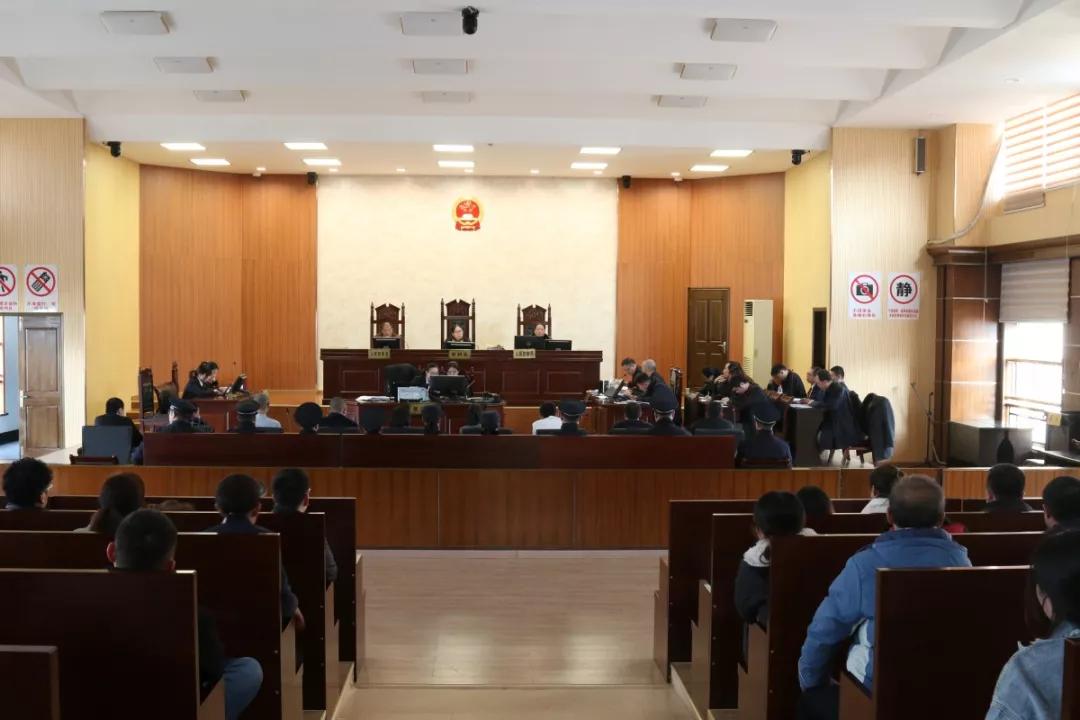 这条游戏弹窗小广告的背后，竟是每日流水近亿元的网络赌博平台