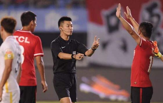 中国篮球众生相,足球运动员众生相