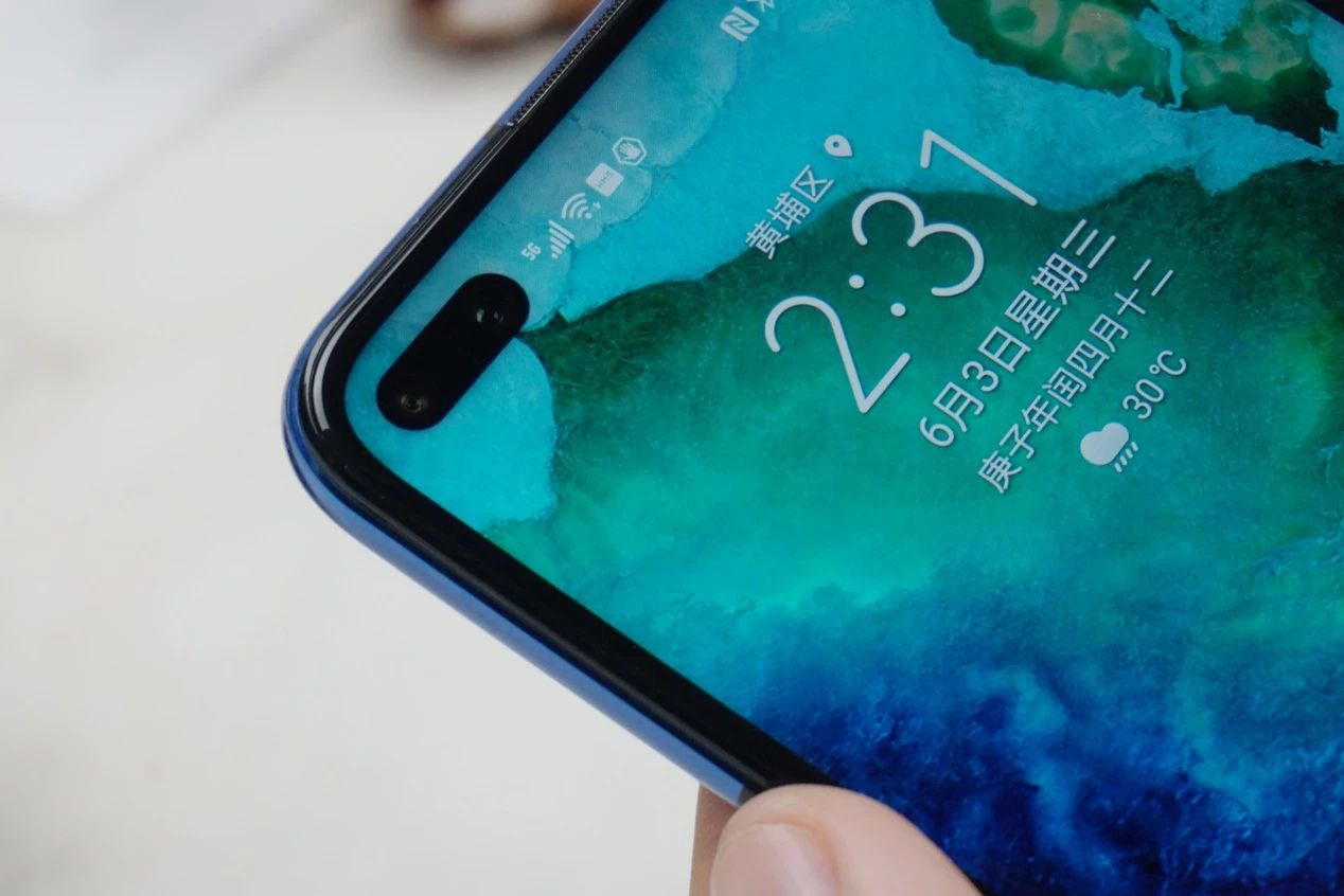 荣耀Play4 Pro评测：2899元的麒麟990，年轻人们觉得香不香？