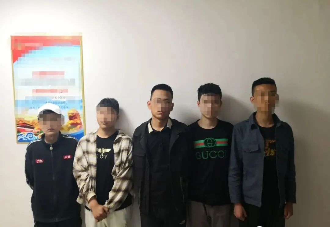 我市捣毁一个专骗玩网络游戏的学生的犯罪团伙!