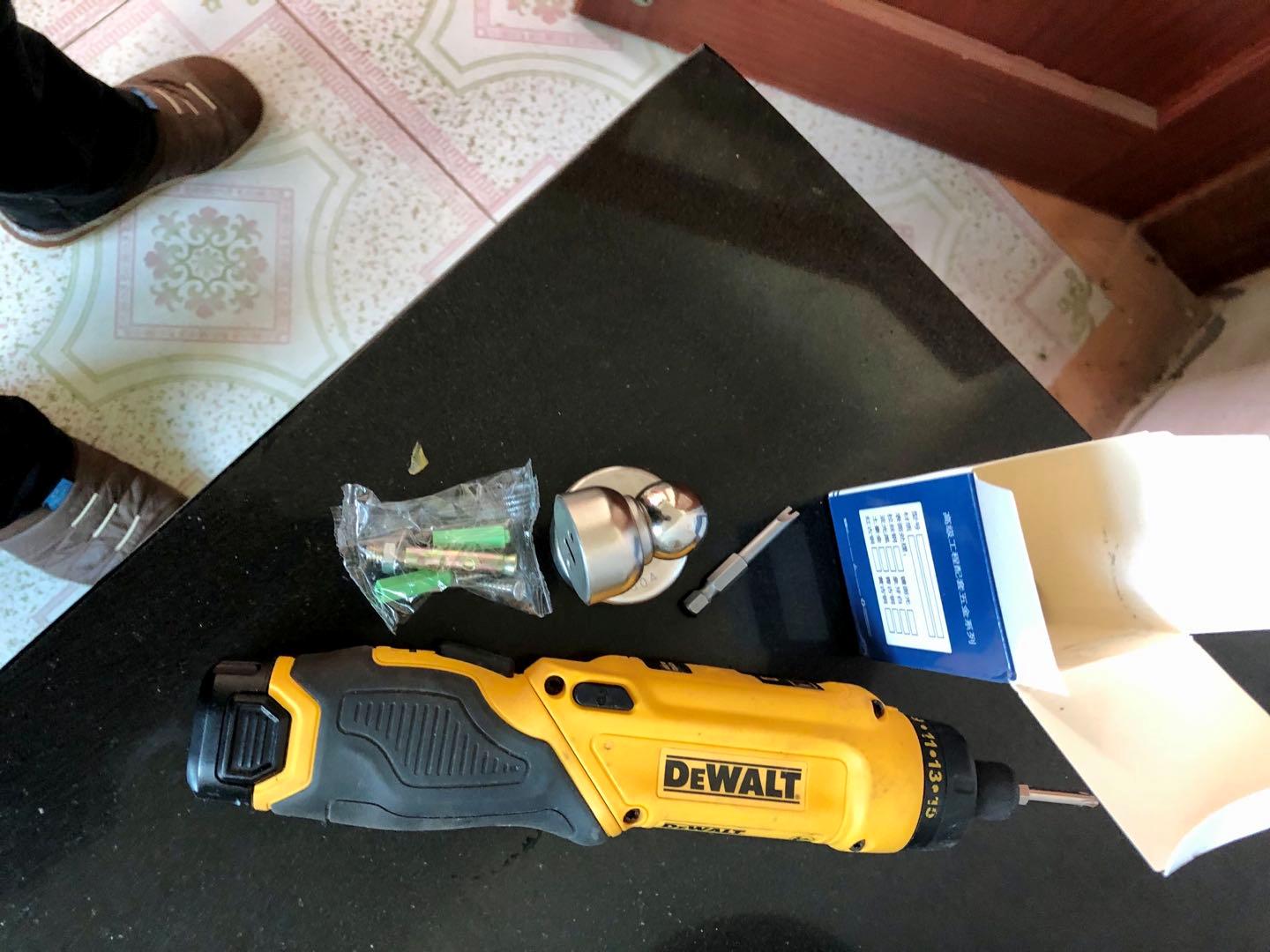 傲雷baton3手电筒特别版,傲雷baton3pro紫色