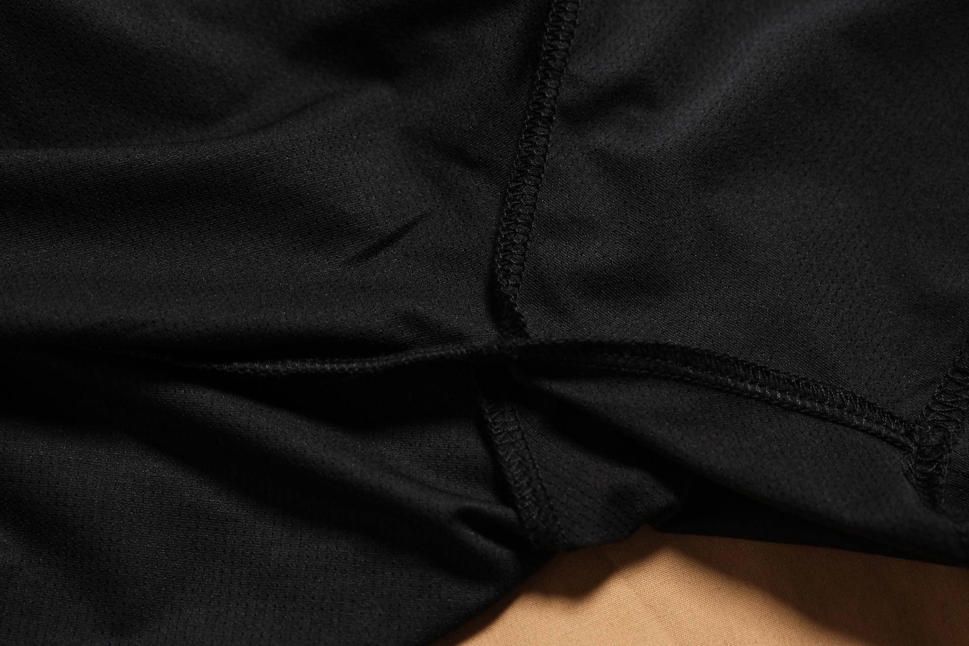 什么材质t恤适合夏天穿,夏季啥材质t恤凉快抗皱不缩水