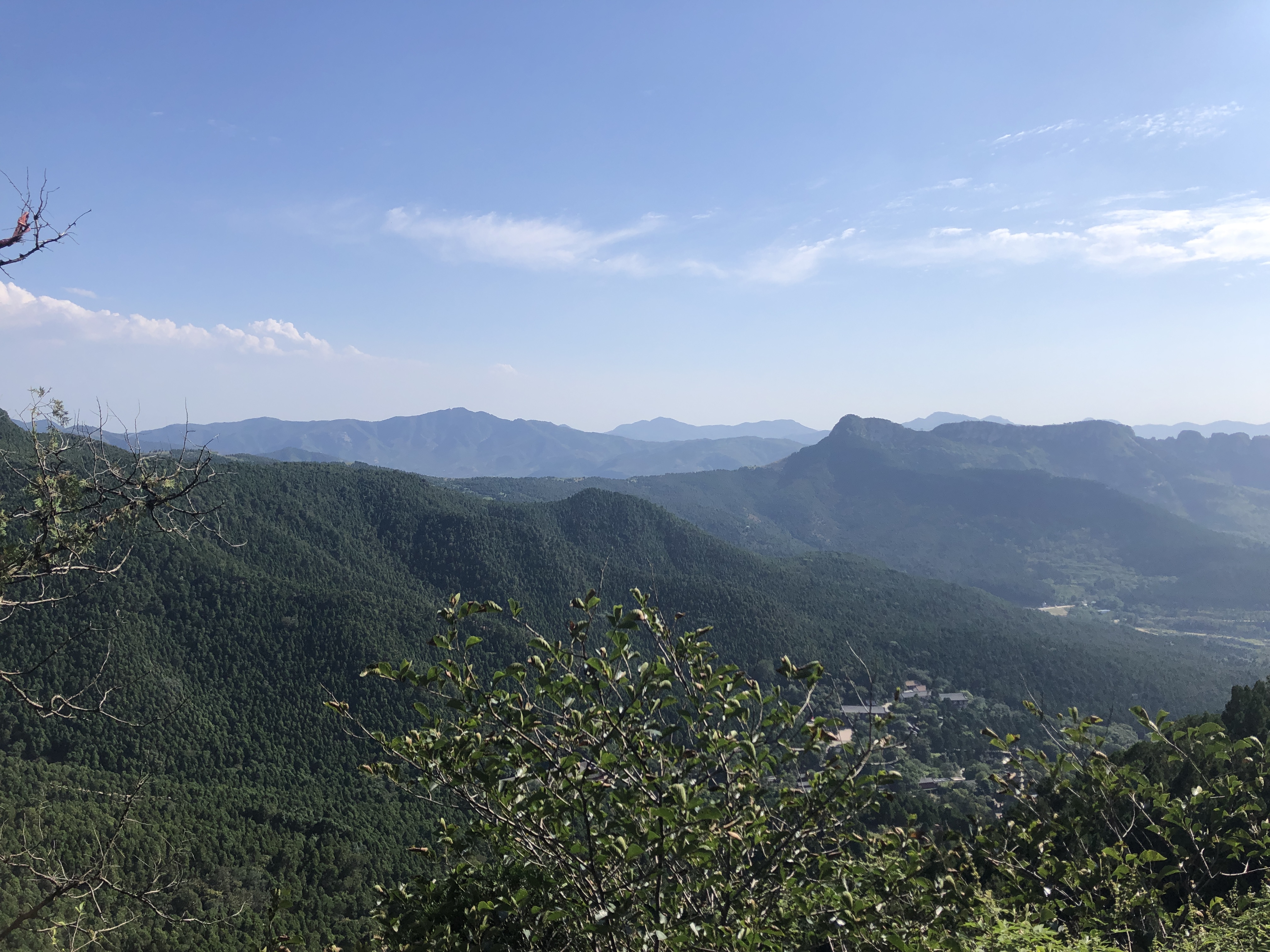 济南千年古刹灵岩寺建筑时间,济南千年古刹灵岩寺