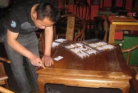 实木茶桌开裂修补方法,实木茶桌开裂了怎么处理