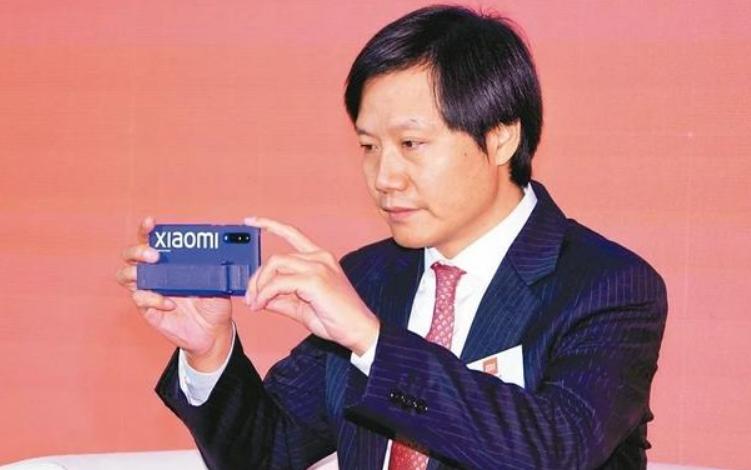 雷军小米发布会吐槽苹果,小米雷军小爱翻车现场