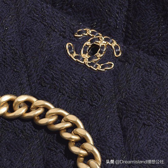 秋冬大牌包包推荐高级感2021,女士包包大气秋冬软皮斜挎大包